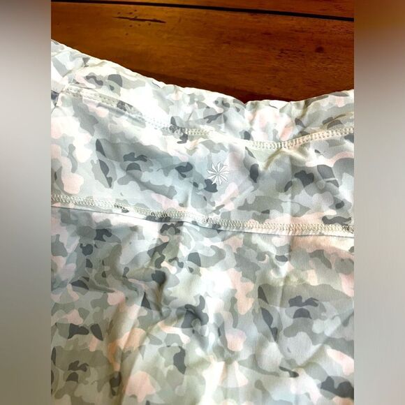 ATHLETA GIRL athletic skirt; Size L/12
Like new! - Picture 5 of 6